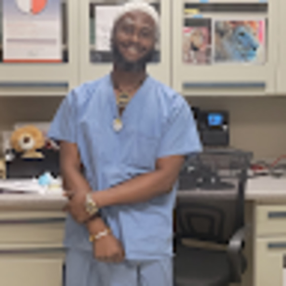 Meet your Posher, Antonio - Picture 1 of 1